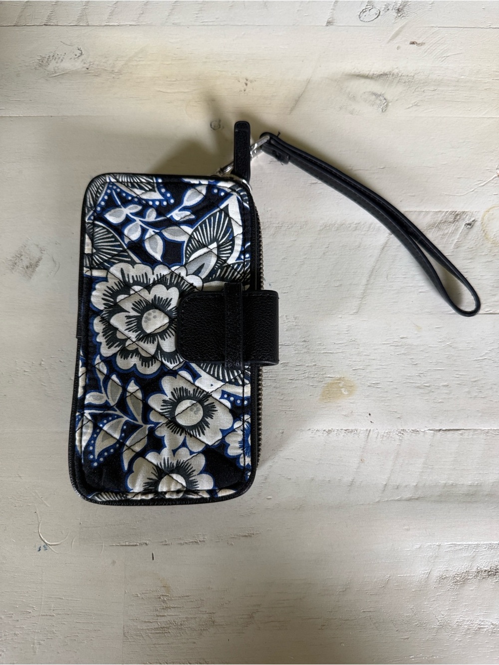 Vera Bradley Wristlet
